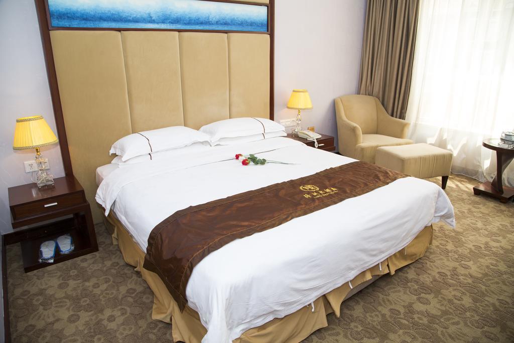 Long Zhou Grand Hotel Kanton Zewnętrze zdjęcie